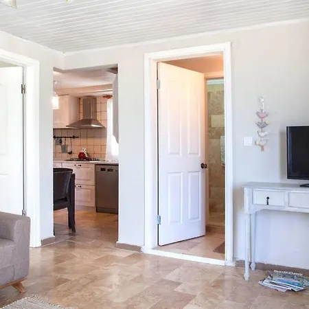 Italyan Pansiyonu - Capri Villa Datça